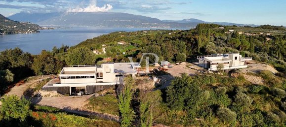 7 rooms Villa in Salò, Italy No. 29775 34