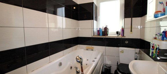 Edificio de 7 dormitorios en Ansbach, Germany No. 34008 12