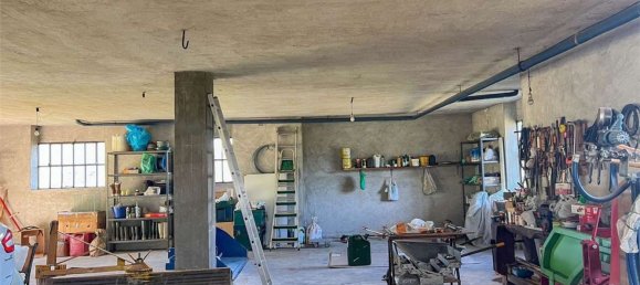 29-Zimmer Haus in Cortemilia, Italy, Nr. 234336 34