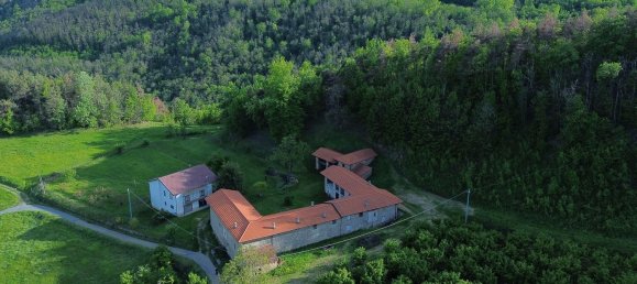 29-Zimmer Haus in Cortemilia, Italy, Nr. 234336 9