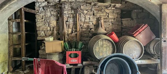 29-Zimmer Haus in Cortemilia, Italy, Nr. 234336 45