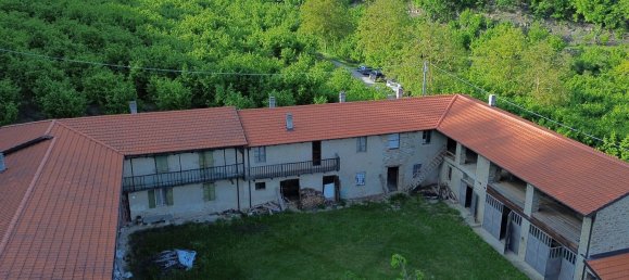 29-Zimmer Haus in Cortemilia, Italy, Nr. 234336 4