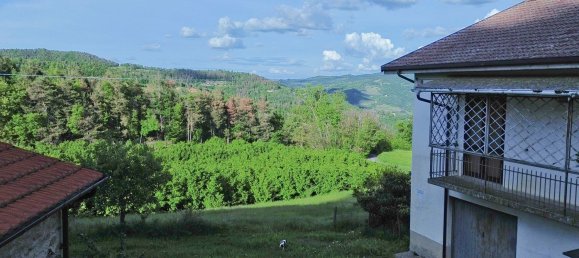 29-Zimmer Haus in Cortemilia, Italy, Nr. 234336 2