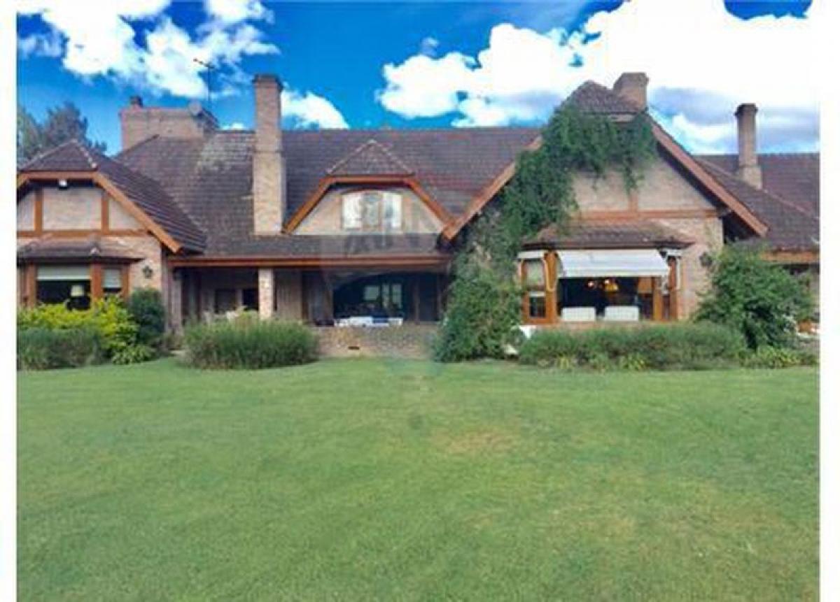 5 bedrooms House in Pilar, Argentina No. 13866