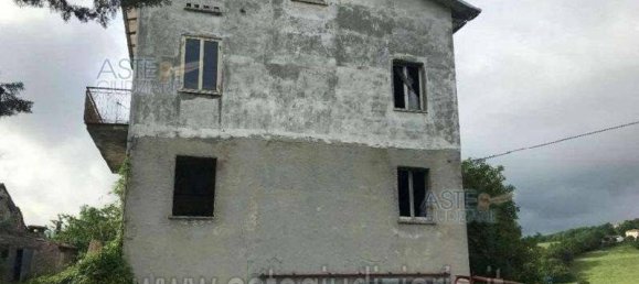 3 bedrooms House in Pennabilli, Italy No. 11413 37