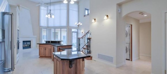 2 bedrooms Condo in British Columbia, Canada No. 1224 11