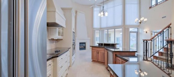 2 bedrooms Condo in British Columbia, Canada No. 1224 12