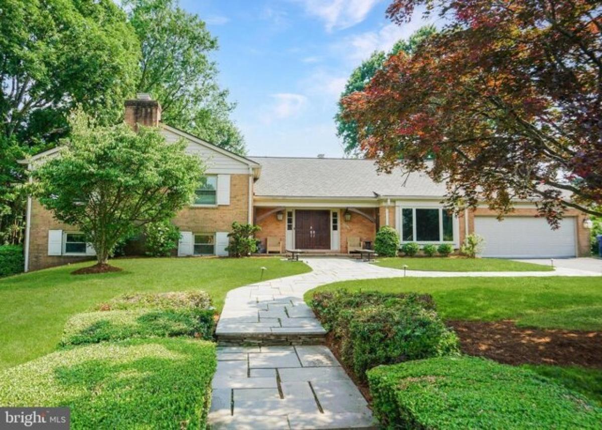 Дом с 5 спальнями в Мак-Лейн, США № 431094