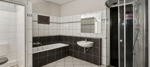 23 rooms Building in Dusseldorf, Germany No. 58386 11