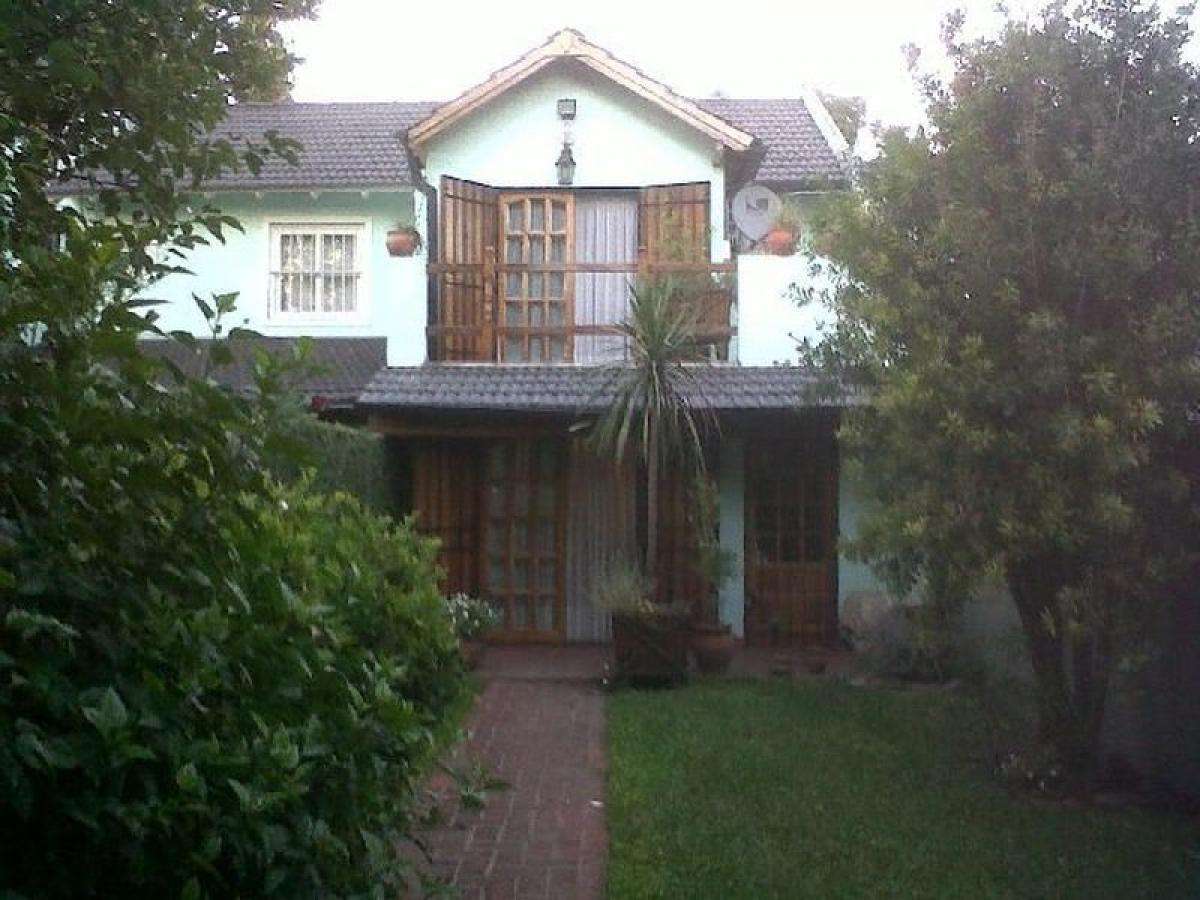 2 bedrooms House in Moreno, Argentina No. 75394