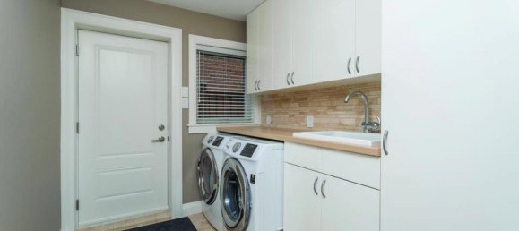 5 bedrooms House in Mississauga, Canada No. 896 11