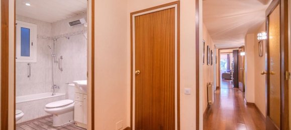 4 غرف نوم شقة في Eixample, Spain رقم 171056 36