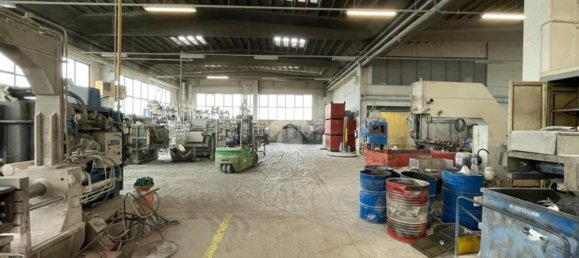 Entrepôt à Chiuduno, Italy 2550m² No. 364733 11