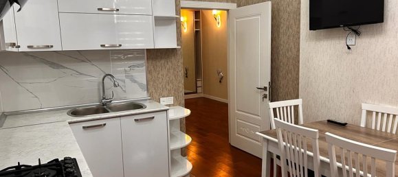 3 bedrooms Apartment in Yasamal, Azerbaijan No. 2024 8