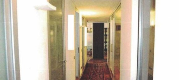 2 rooms Apartment in Padua, Italy No. 257811 2