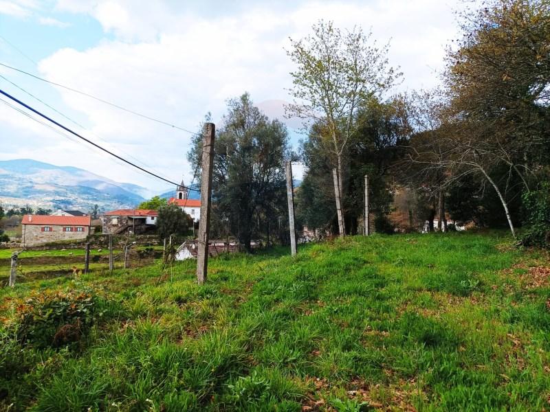 Terrain à Arcos de Valdevez, Portugal 1970m² No. 237079