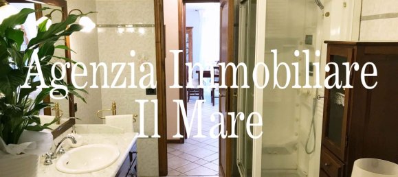 3 bedrooms Villa in Camaiore, Italy No. 169231 10