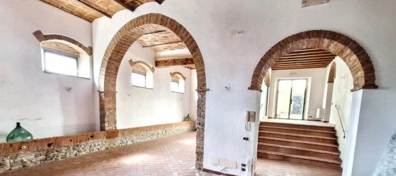 Propriété commerciale à Greve in Chianti, Italy 14809m² No. 337769 4