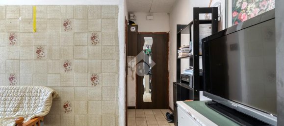 1 bedroom Apartment in Bologna, Italy No. 316246 3