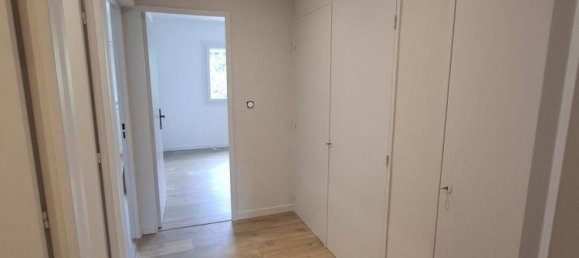 3 Schlafzimmer Wohnung in La Seyne-sur-Mer, France, Nr. 326981 9