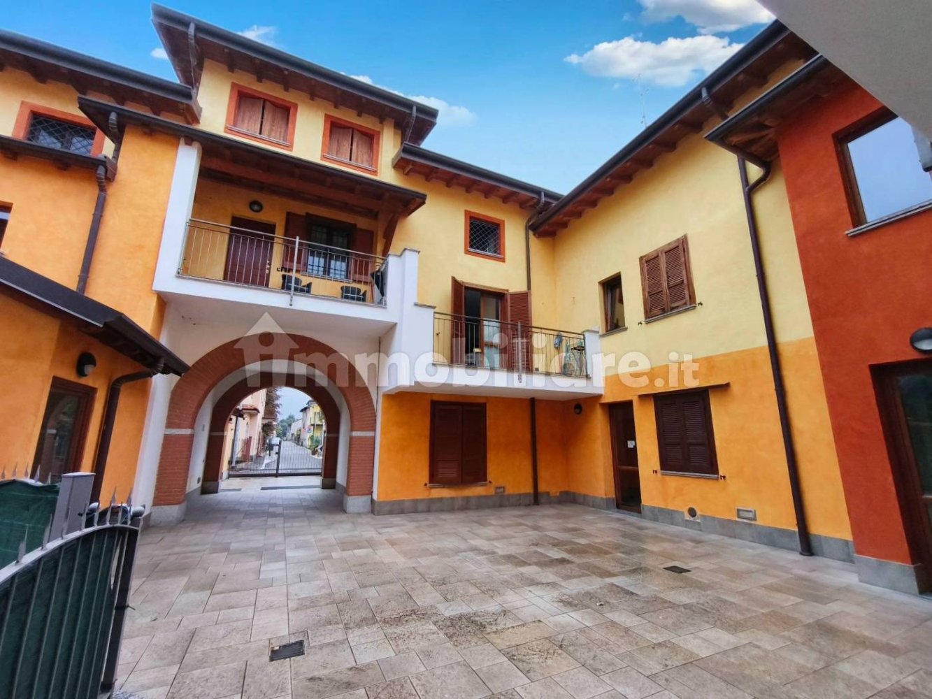 2 Schlafzimmer Wohnung in Vaprio d'Adda, Italy, Nr. 326198