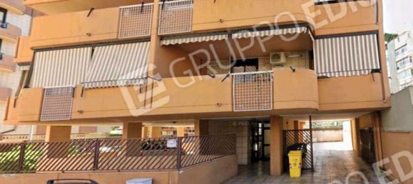 4-Zimmer Wohnung in Bari, Italy, Nr. 290635 2