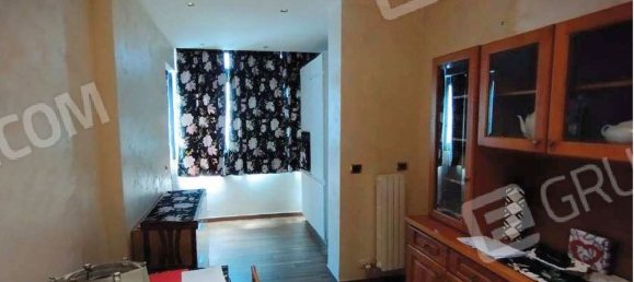 4-Zimmer Wohnung in Bari, Italy, Nr. 290635 10