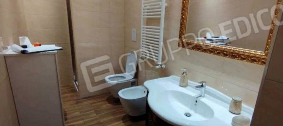 4-Zimmer Wohnung in Bari, Italy, Nr. 290635 14