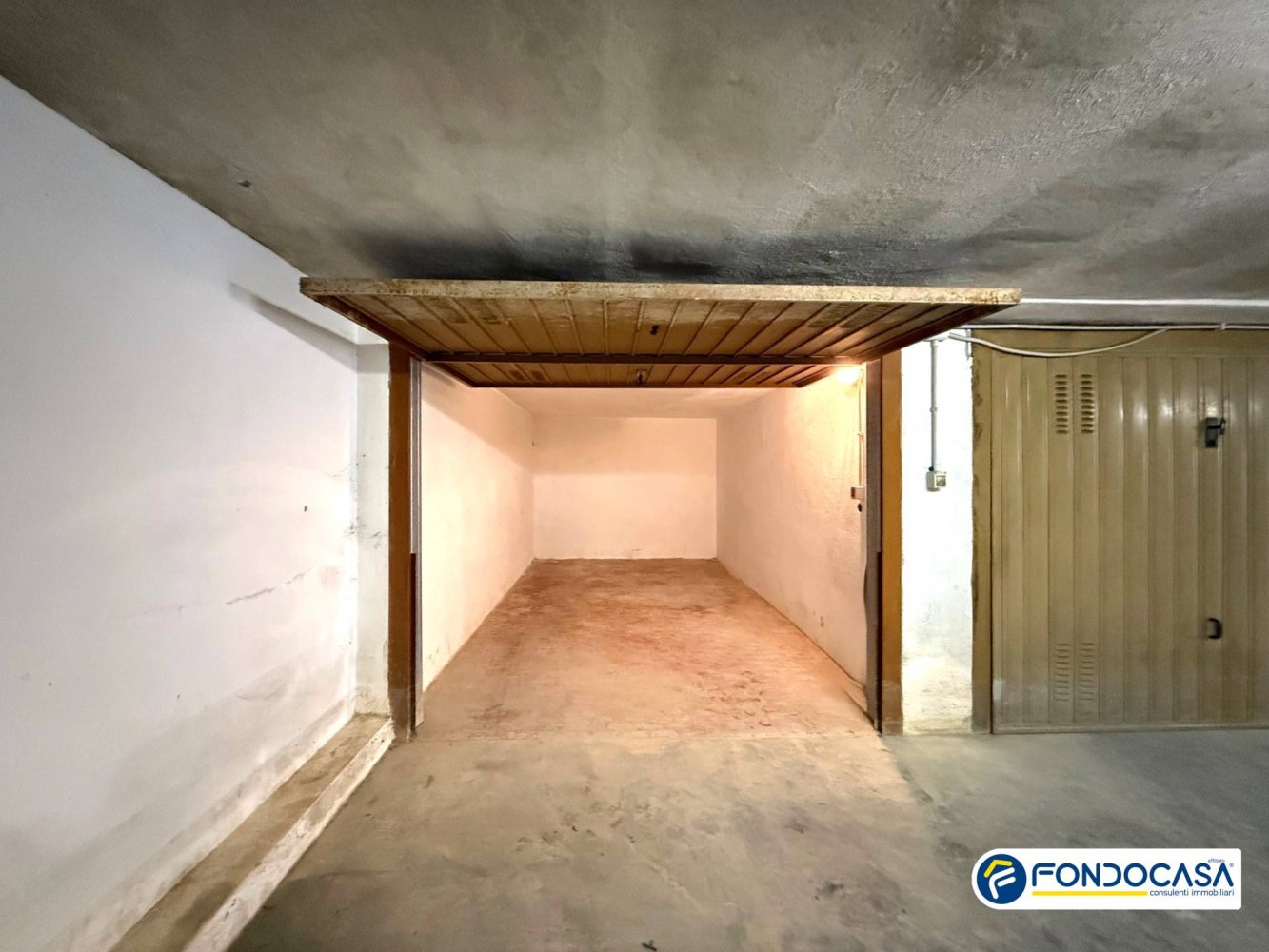15m² Garage in Loano, Italy No. 312227