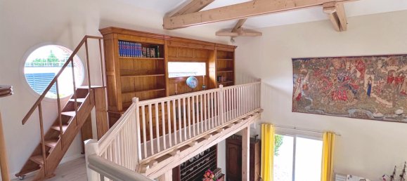 4 Schlafzimmer Haus in Bourg-en-Bresse, France, Nr. 350856 30