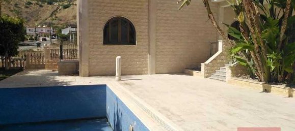 5 bedrooms Villa in Oroklini, Cyprus No. 20124 7