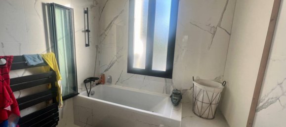 3 bedrooms Villa in Paray-Vieille-Poste, France No. 150409 2