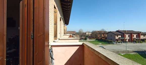 3-Zimmer Doppelhaus in San Prospero, Italy, Nr. 18762 6