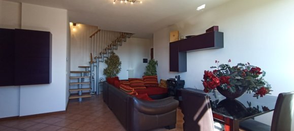 3-Zimmer Doppelhaus in San Prospero, Italy, Nr. 18762 10