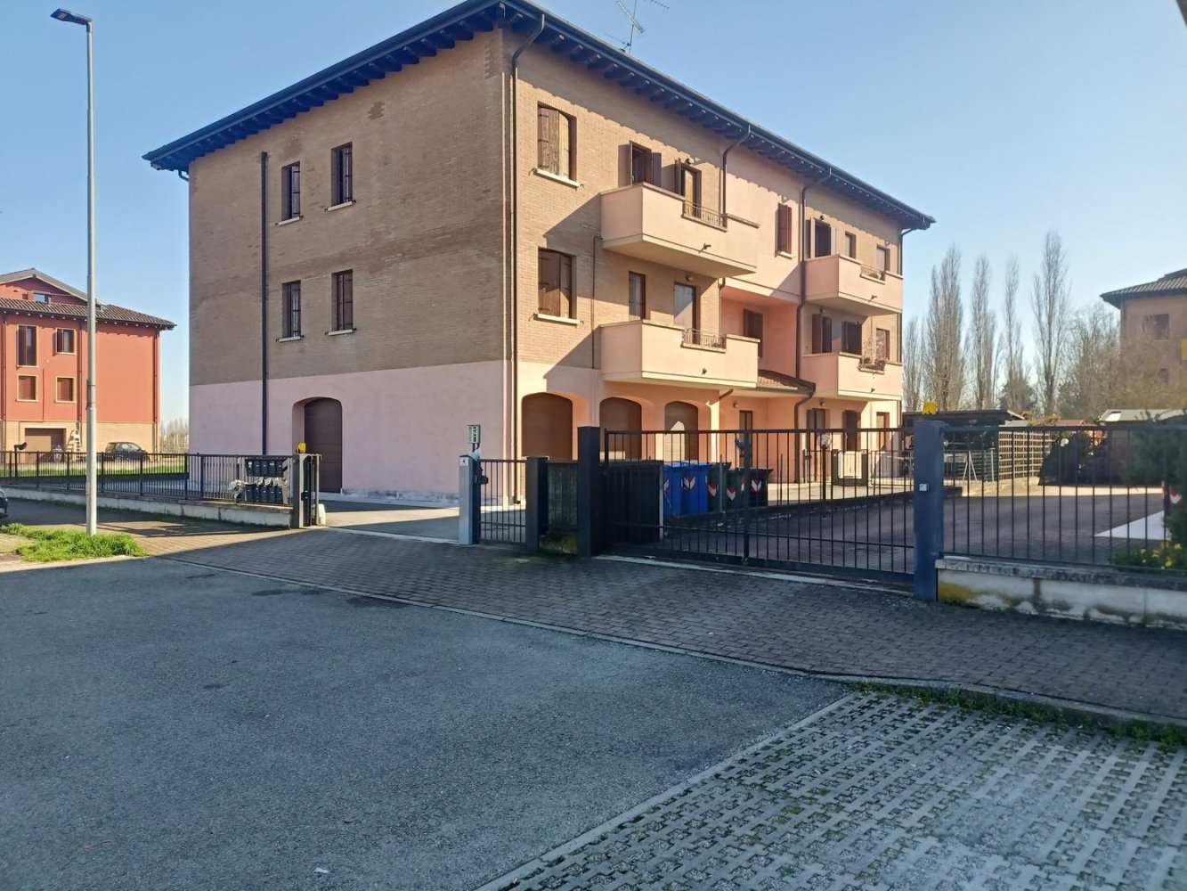 3-Zimmer Doppelhaus in San Prospero, Italy, Nr. 18762