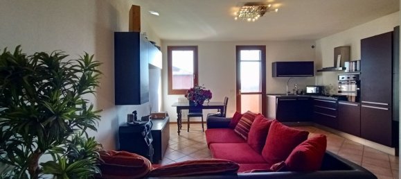 3-Zimmer Doppelhaus in San Prospero, Italy, Nr. 18762 9