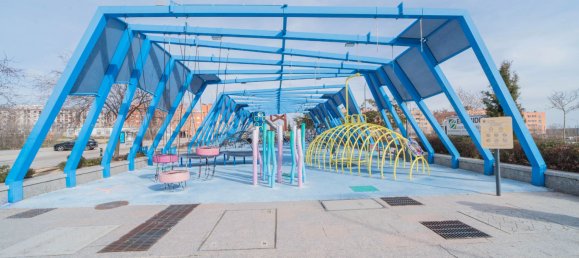 Apartamento de 3 dormitorios en Alcobendas, Spain No. 182377 20