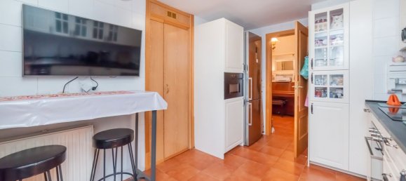 Apartamento de 3 dormitorios en Alcobendas, Spain No. 182377 6