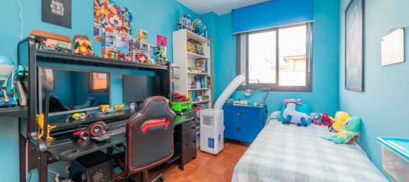 Apartamento de 3 dormitorios en Alcobendas, Spain No. 182377 12