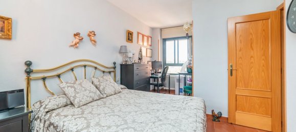 Apartamento de 3 dormitorios en Alcobendas, Spain No. 182377 15