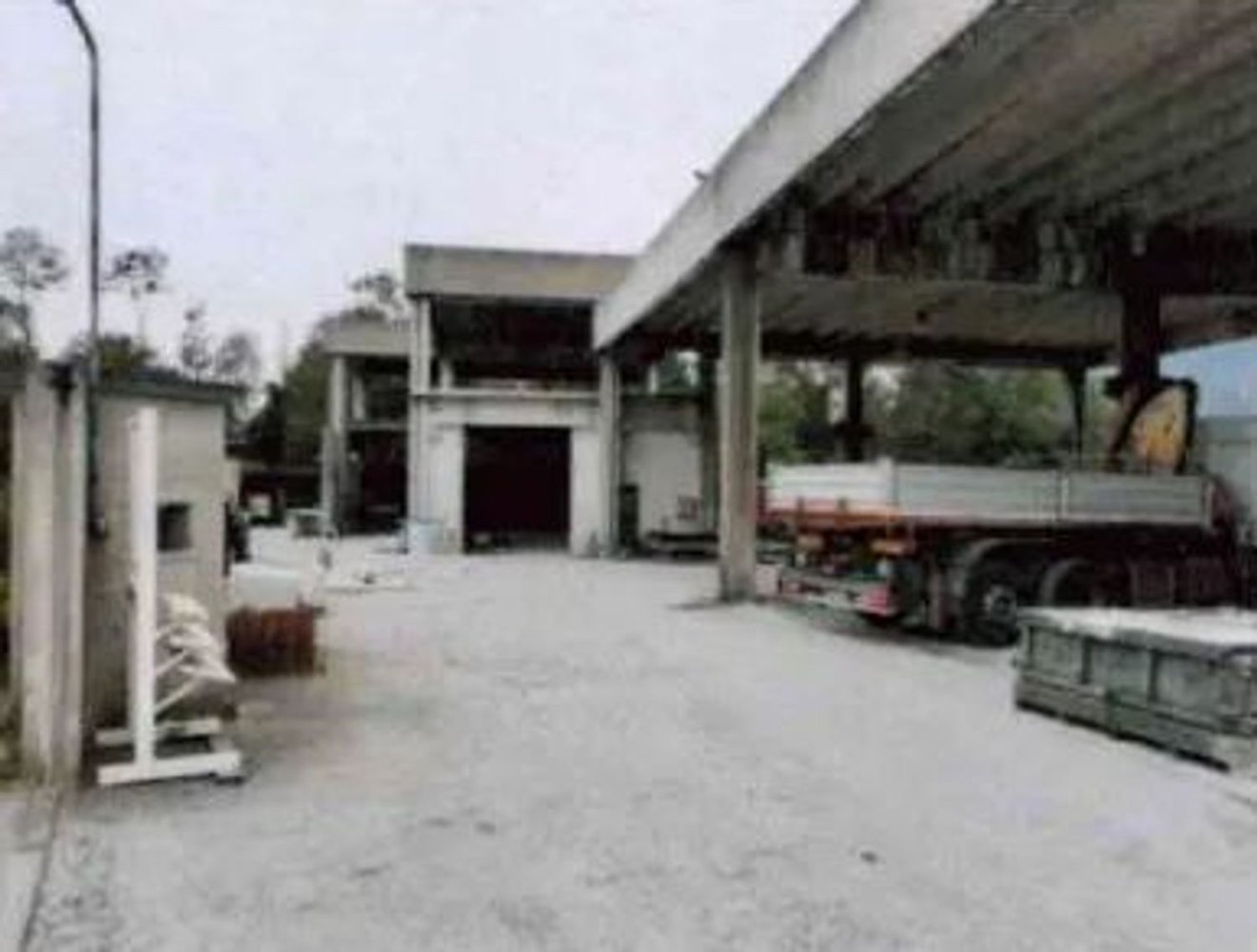  مستودع في Cittiglio, Italy 447متر مربع رقم 83064