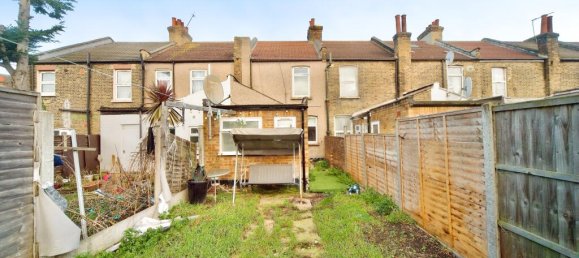 2 bedrooms House in East Ham, United Kingdom No. 11434 21