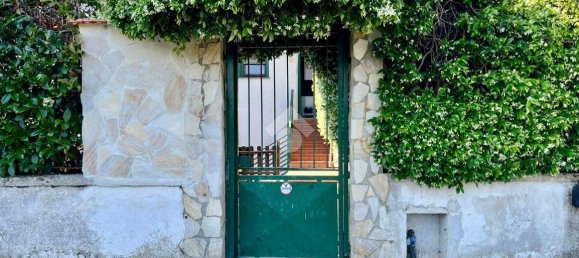 7 rooms House in Pozzuoli, Italy No. 23853 20