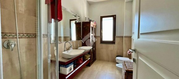 7 rooms House in Pozzuoli, Italy No. 23853 14