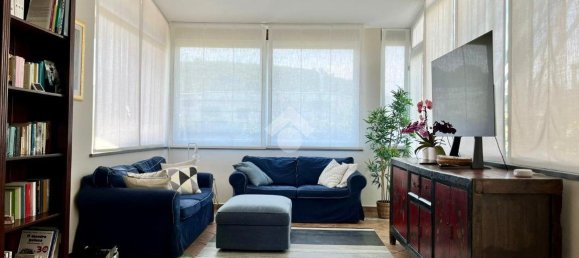 7 rooms House in Pozzuoli, Italy No. 23853 11