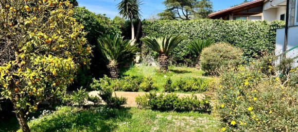 7 rooms House in Pozzuoli, Italy No. 23853 5