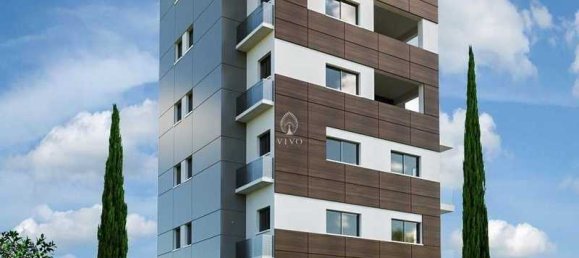 3 bedrooms Apartment in Limassol, Cyprus No. 19390 2