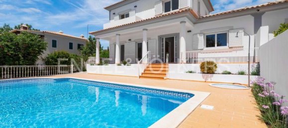 4 Schlafzimmer Villa in Almancil, Portugal, Nr. 123813 39