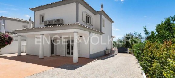 4 Schlafzimmer Villa in Almancil, Portugal, Nr. 123813 32