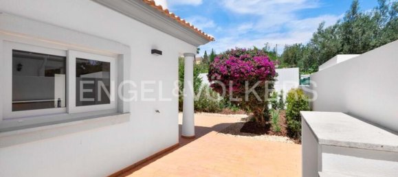 4 Schlafzimmer Villa in Almancil, Portugal, Nr. 123813 11